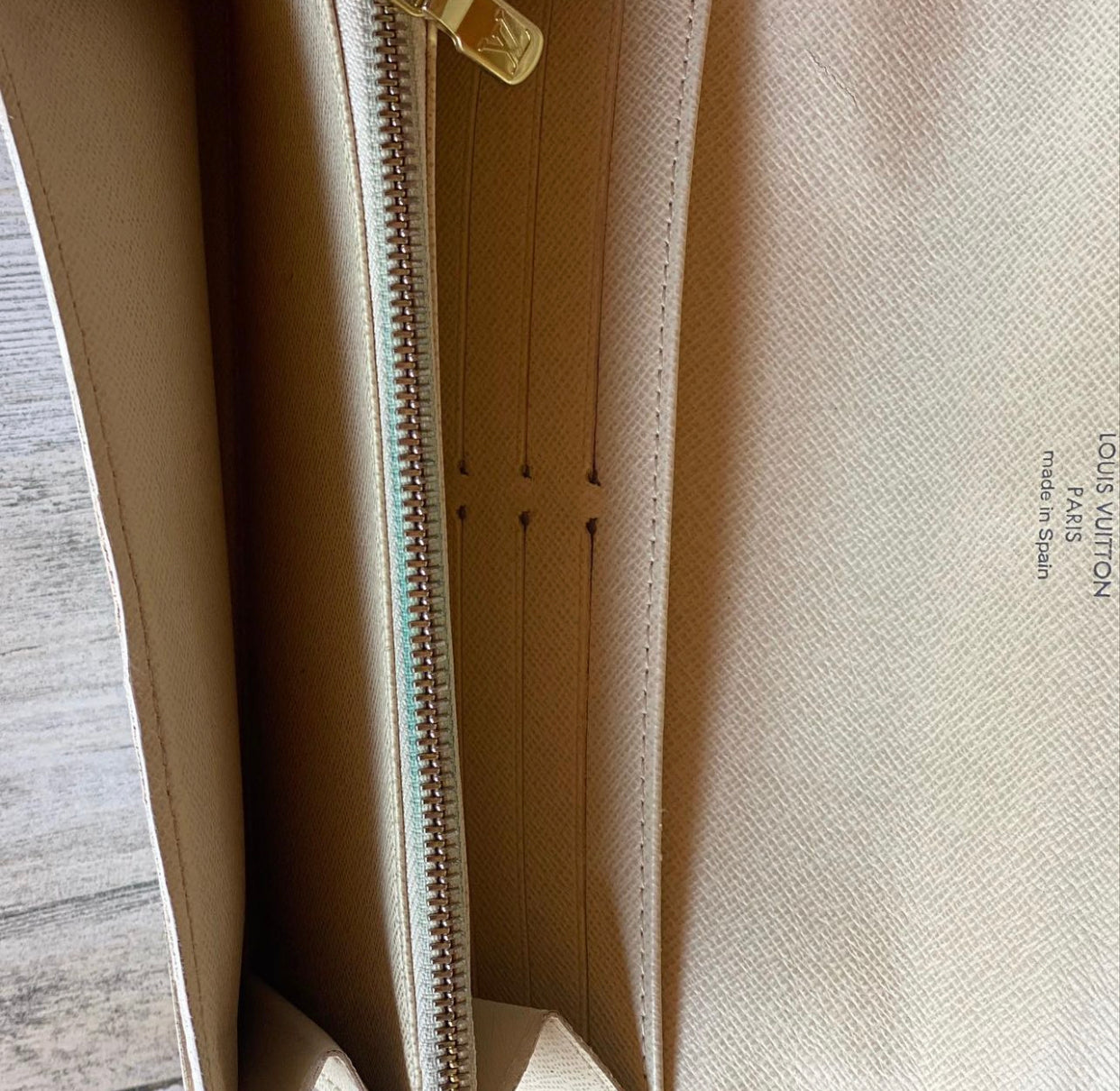 Preloved Portefeuille Sarah Long Wallet