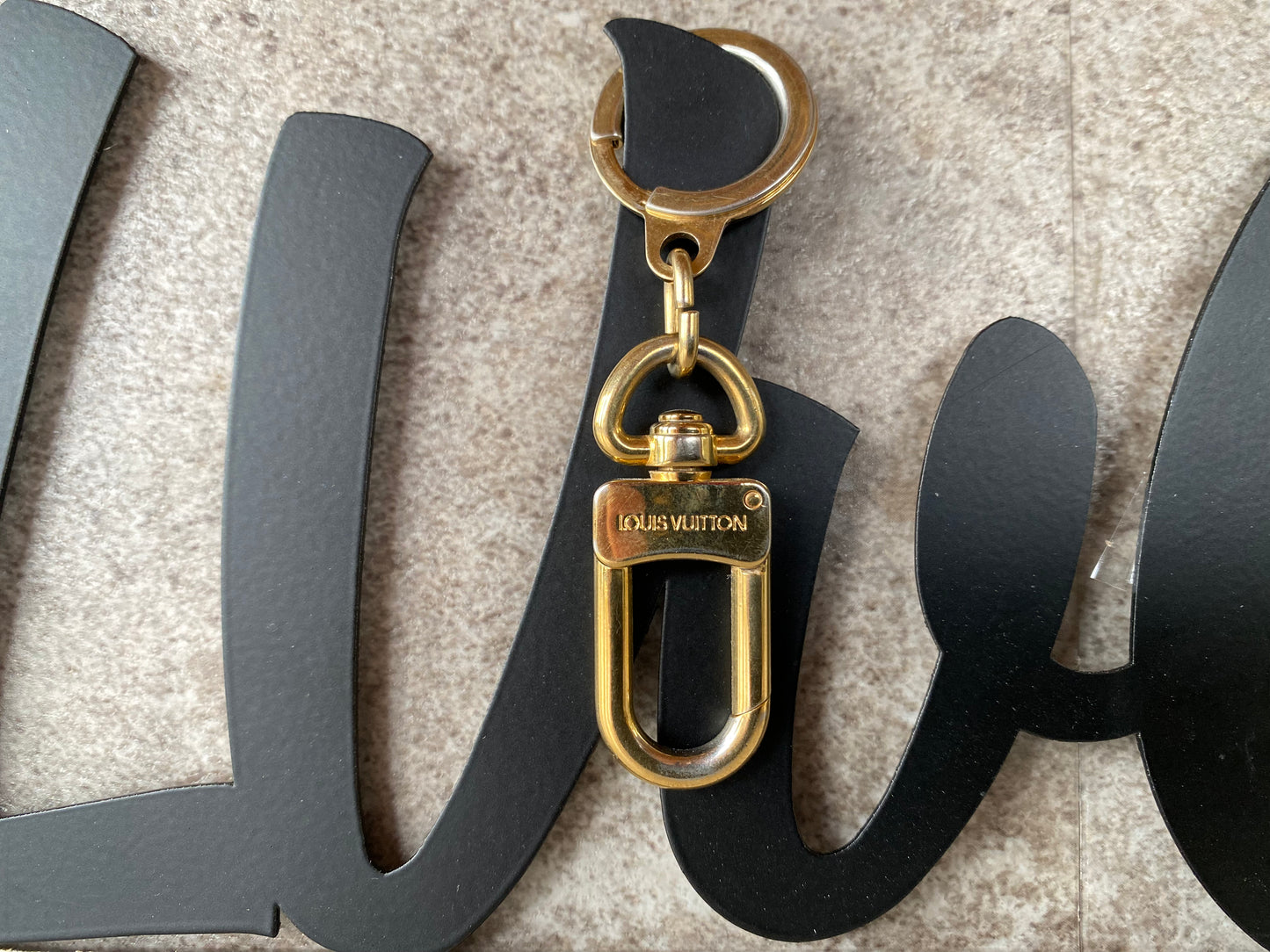 Preloved Authentic Anneau Cles Key Ring