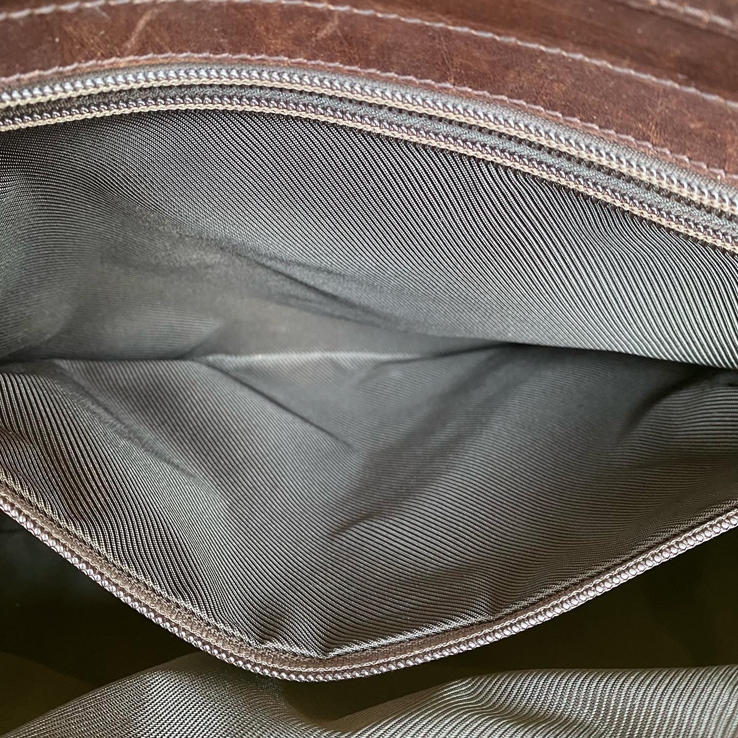 Preloved GG canvas shoulder tote