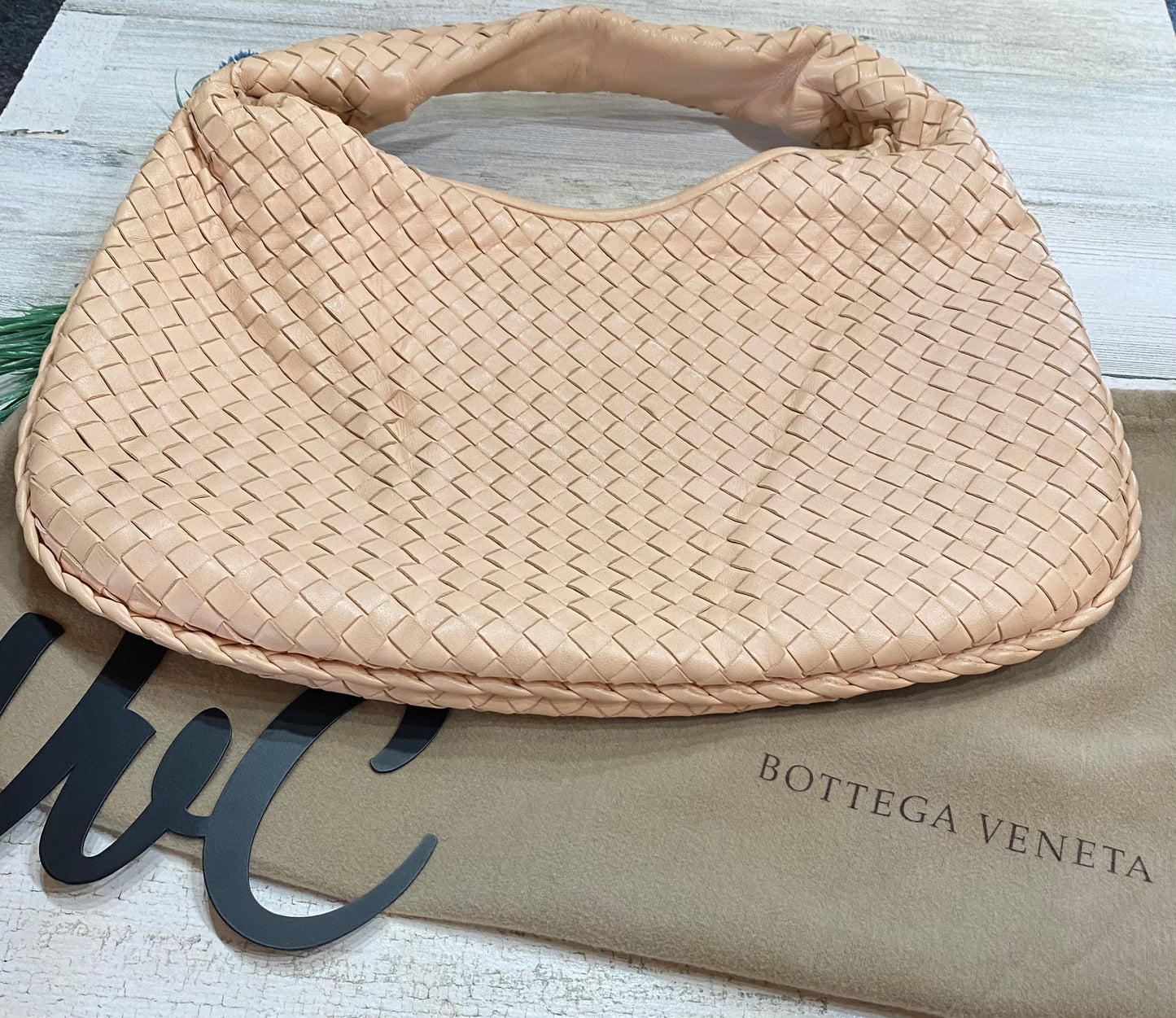 Authentic Preloved intrecciato weave leather shoulder handbag