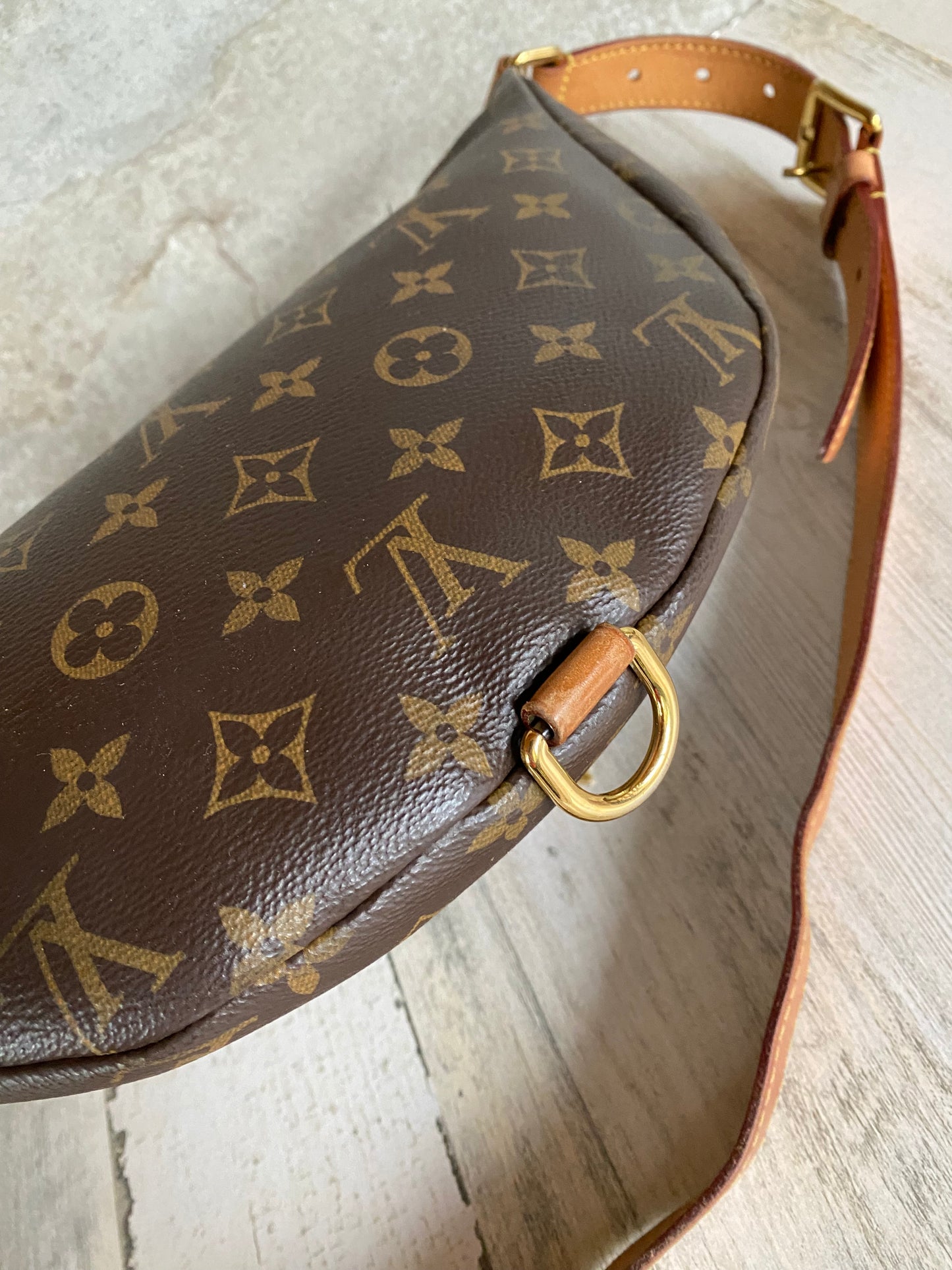 Authentic Preloved monogram bum bag