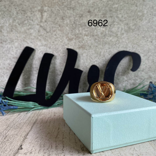 Preloved Authentic Louise Ring