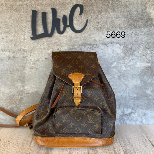 Preloved Authentic Montsouris MM backpack