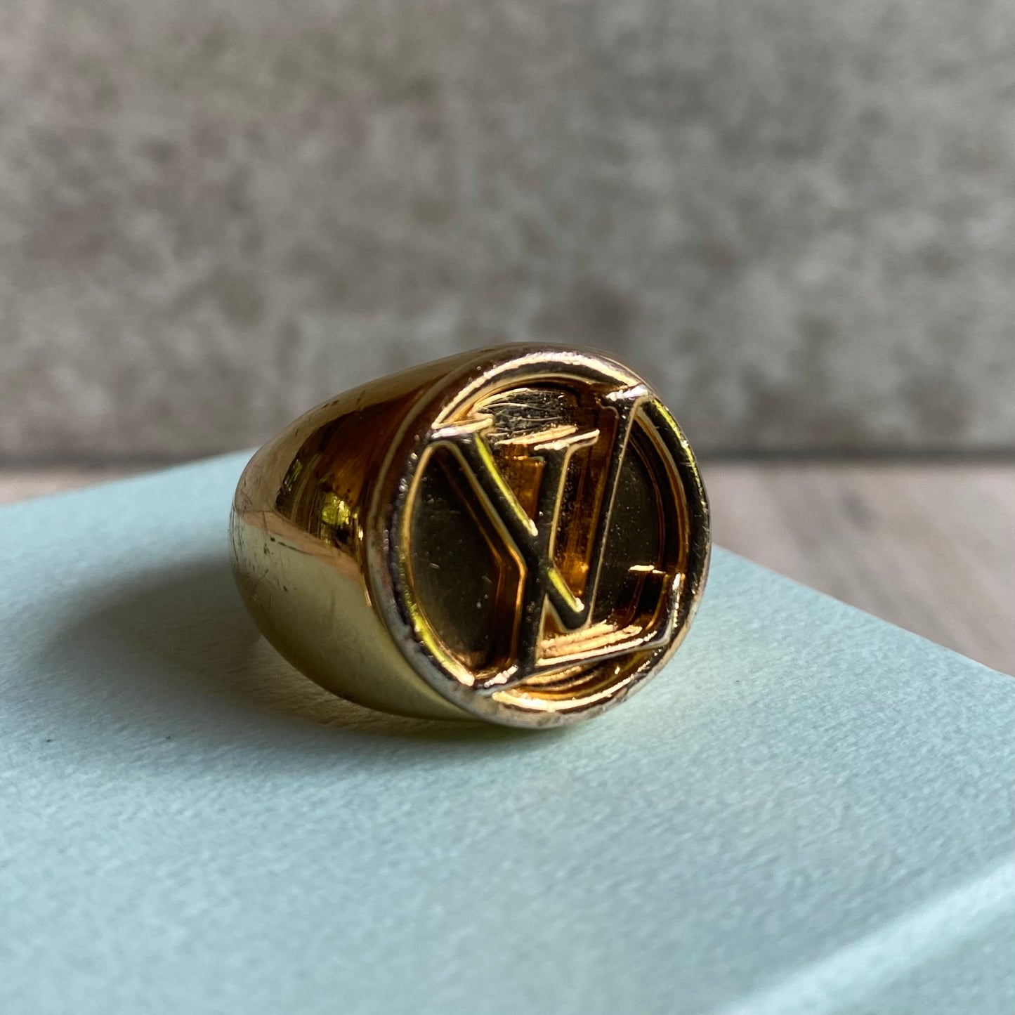 Preloved Authentic Louise Ring