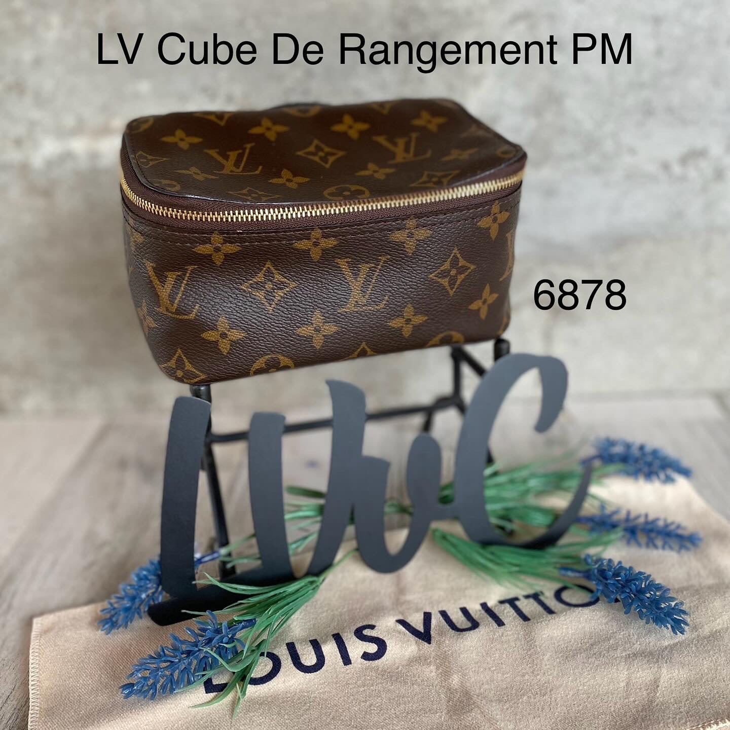 Preloved Cube De Rangement PM