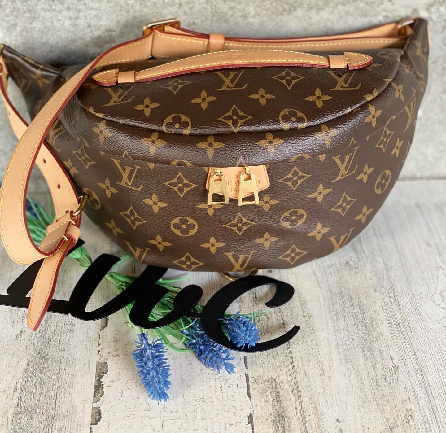 Preloved Authentic monogram Bum Bag