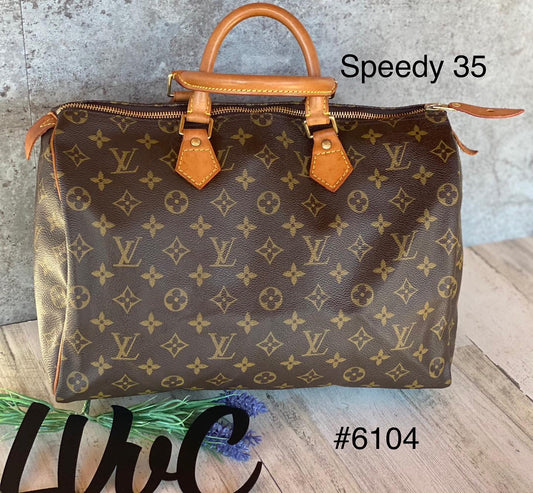 Authentic preloved speedy 35 handbag