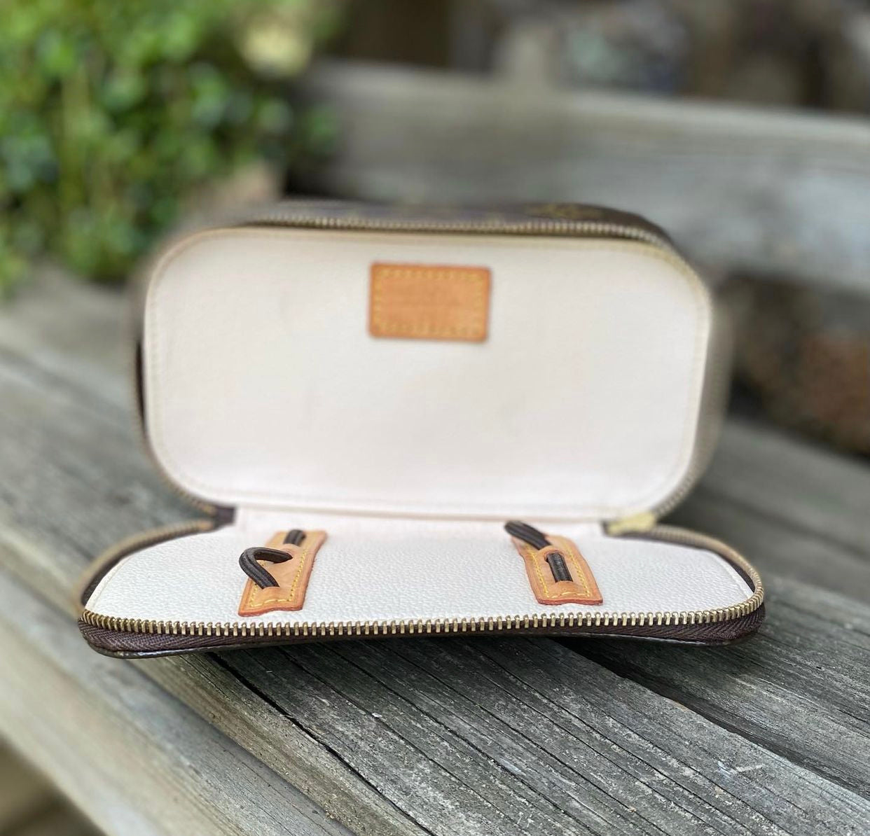 Pre-loved Trousse Blush Cosmetic Case