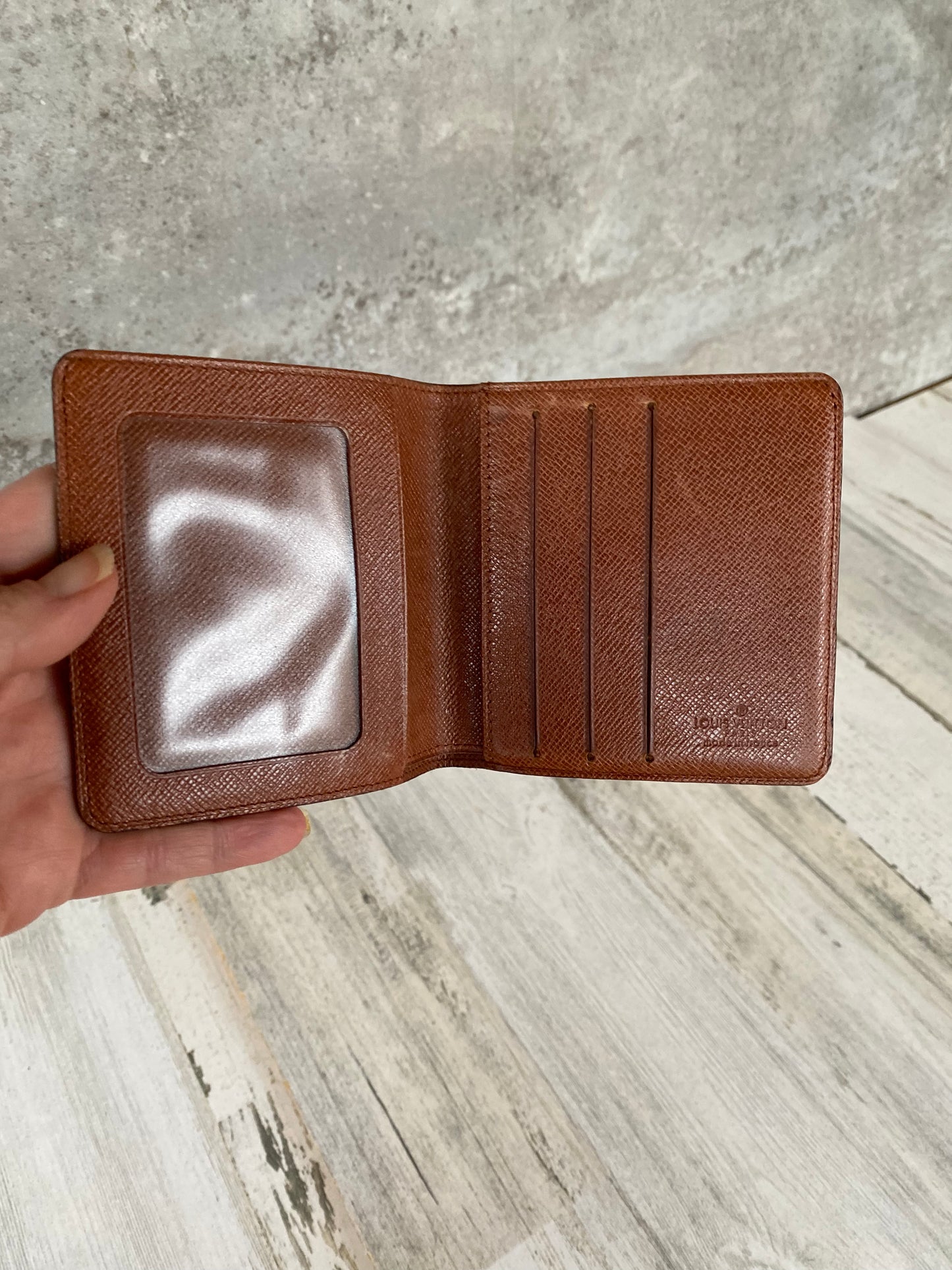 Preloved Mens Wallet