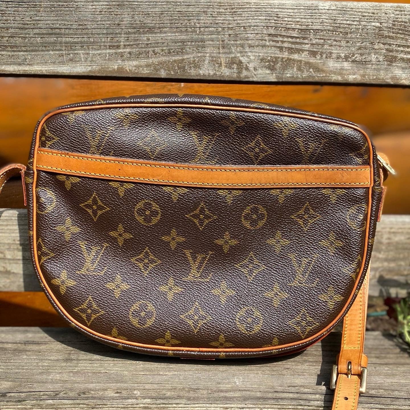 Pre-Loved Jeunefille MM Crossbody